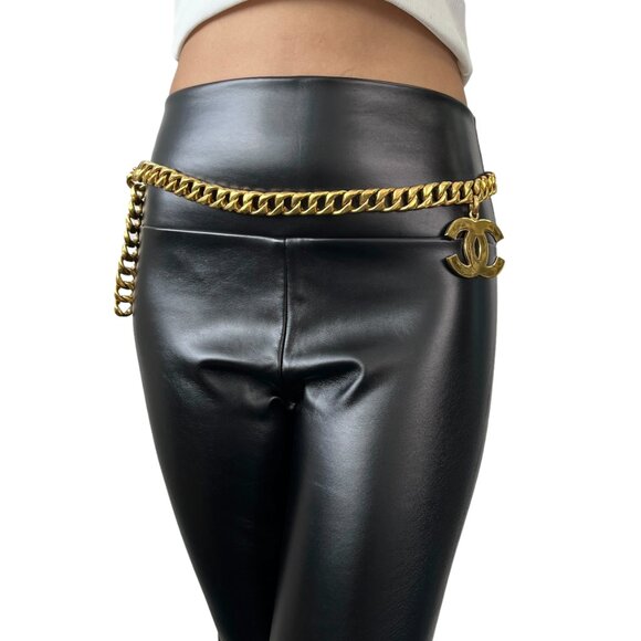 CHANEL Vintage 93P Jumbo CC Logo Metal Gold Chain Belt Accessory Iconic [106089]